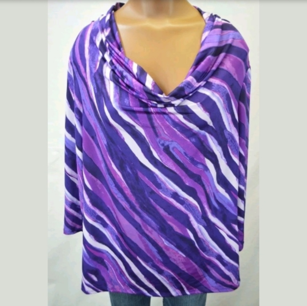 ** Dana Buchman Top with 3/4 Sleeves Purple Shades
